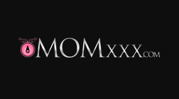 MOM.xxx