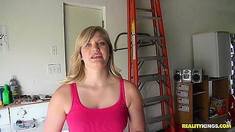 Charming Amateur Babe Memorable Porn Scene