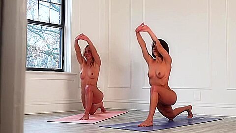 Energizing Twists, Binds, And Hip Openers With Danielle & Asana