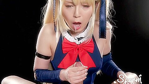 Blondie Mary Strokes With Man Milk