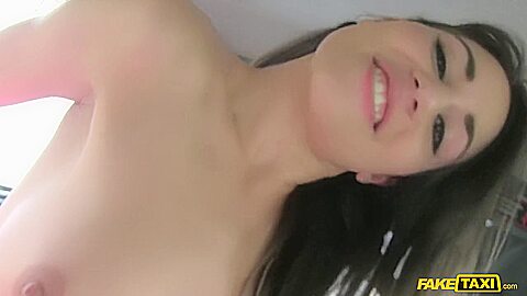 Hottie Cutie Cant Help But Swallow Up Cabbies Prick