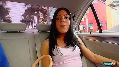 Pick Up Trailer With Eva Kay, Eva Ellington And Ellington