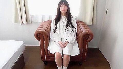 The Miraculous Reunion Of That Girl In Purity White. Yuna-chan, Who Was Immensely Popular, Has A Miraculous Reunion. A Blissful Time To Give Her White Body The Desires Of A Year And A Half Of Lost Contact. Yuna