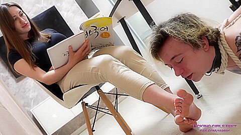 Yes Yes(4k)60fps - Darkhaired Babe