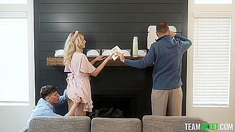 Girlfriend Hold The Moan