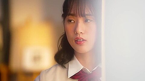 The Cute Girl Tried Sex For The First Time On Campus When She Was A student 18+ And Sex On The Desk Could Also Orgasm And The Youn