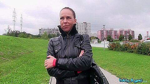 Roll In The Hay With Steamy Dark Hair Girl 1 – Publi