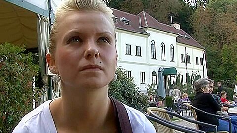 Very Young And Very Naive